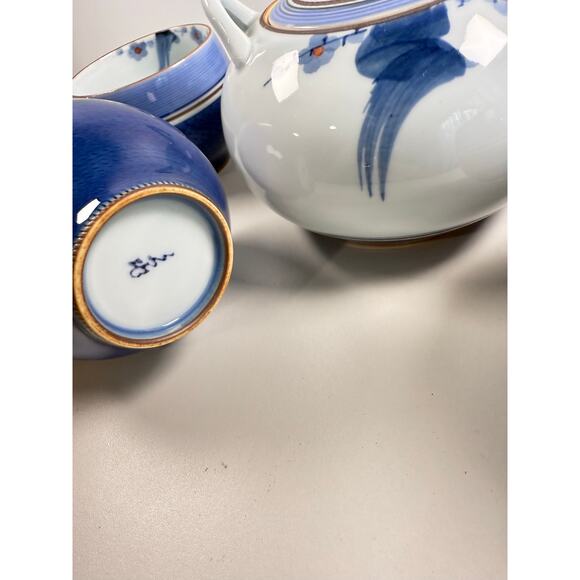 Arita Ware Grey Floral Japanese Tea Set with Teapot & 5 Cups w/ Lids Modern - Picture 4 of 9